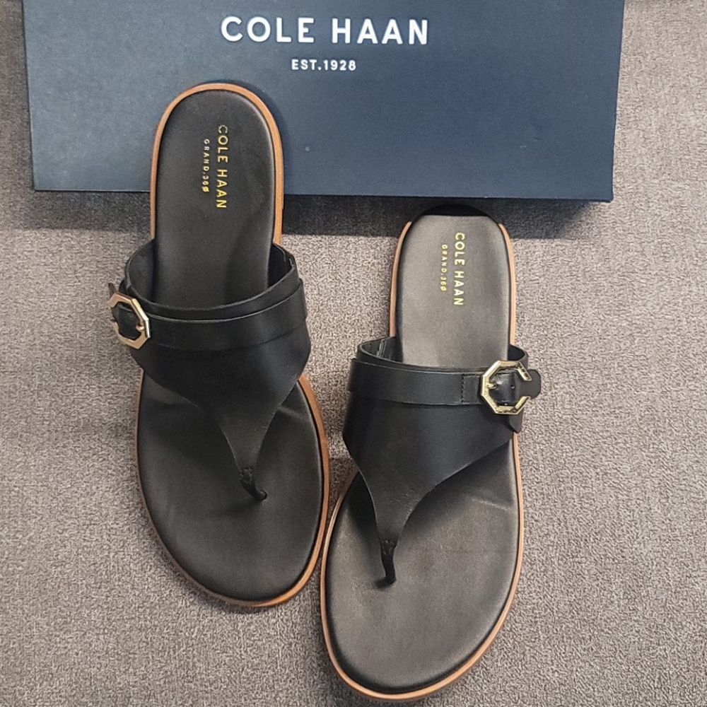 Black leather side buckle Cole Haan sandals